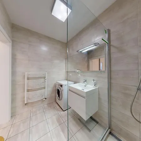 Bibi Centroom Apartment Piest'any Exterior photo