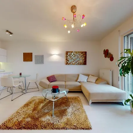 Bibi Centroom Apartment Piest'any Exterior photo